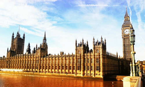 英國(guó)平面設(shè)計(jì)專業(yè)院校